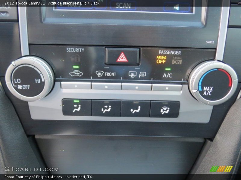 Attitude Black Metallic / Black 2012 Toyota Camry SE