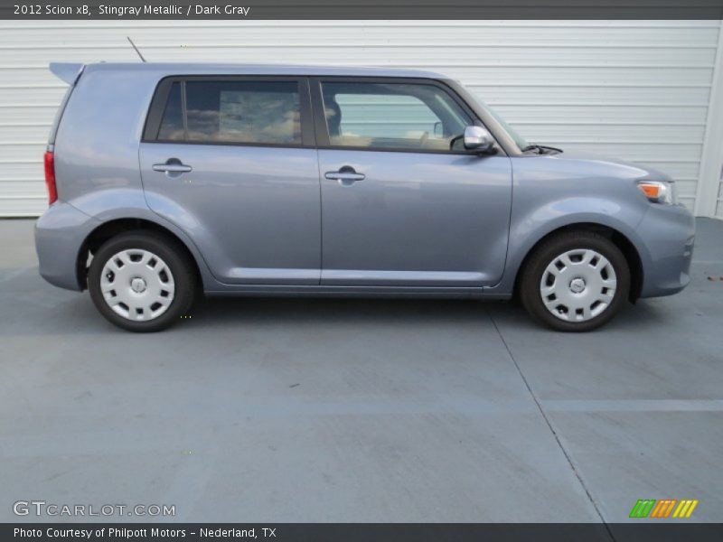 Stingray Metallic / Dark Gray 2012 Scion xB