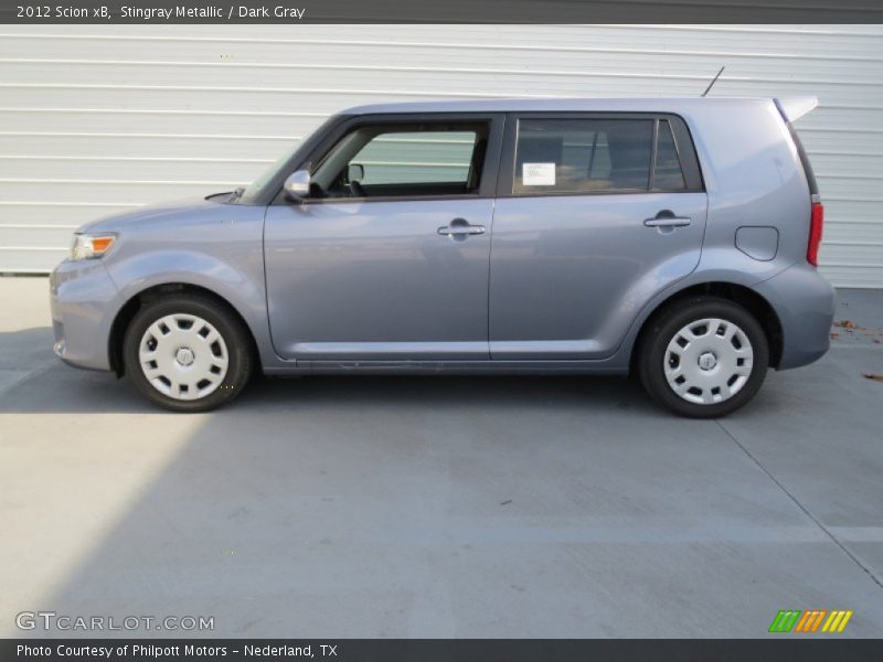 Stingray Metallic / Dark Gray 2012 Scion xB