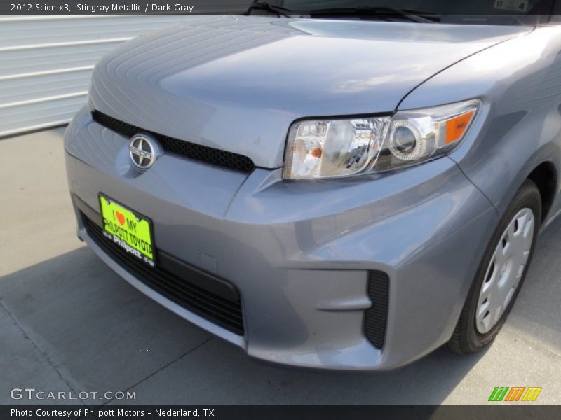 Stingray Metallic / Dark Gray 2012 Scion xB