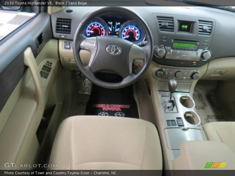 Black / Sand Beige 2010 Toyota Highlander V6