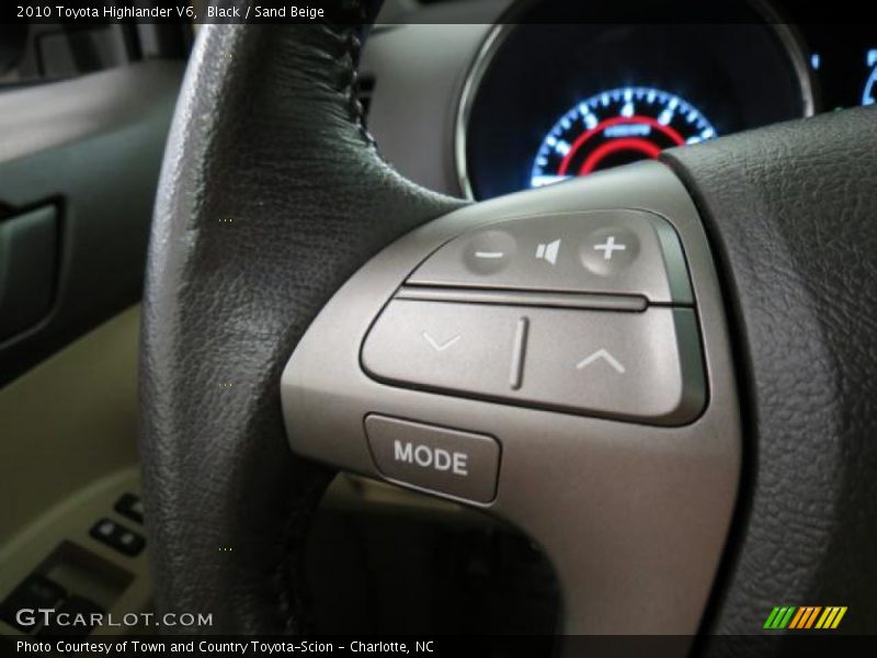 Black / Sand Beige 2010 Toyota Highlander V6