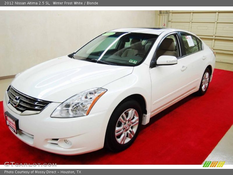Winter Frost White / Blonde 2012 Nissan Altima 2.5 SL