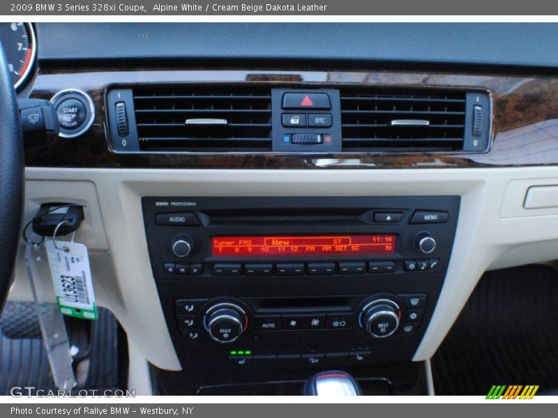 Alpine White / Cream Beige Dakota Leather 2009 BMW 3 Series 328xi Coupe