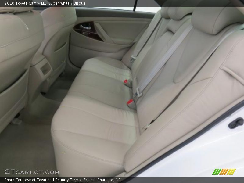 Super White / Bisque 2010 Toyota Camry LE