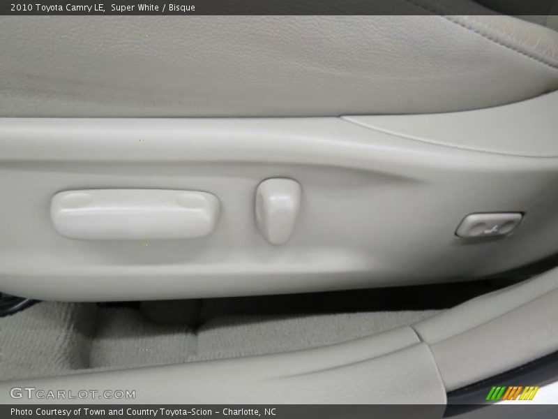 Super White / Bisque 2010 Toyota Camry LE