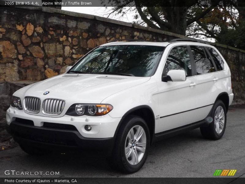 Alpine White / Truffle Brown 2005 BMW X5 4.4i