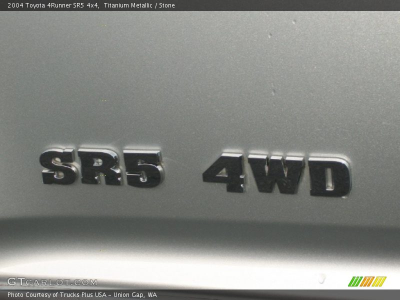 SR5 4WD - 2004 Toyota 4Runner SR5 4x4