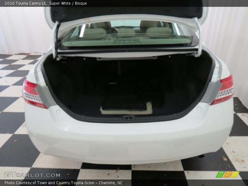 Super White / Bisque 2010 Toyota Camry LE