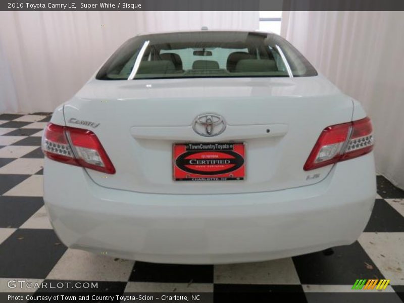 Super White / Bisque 2010 Toyota Camry LE