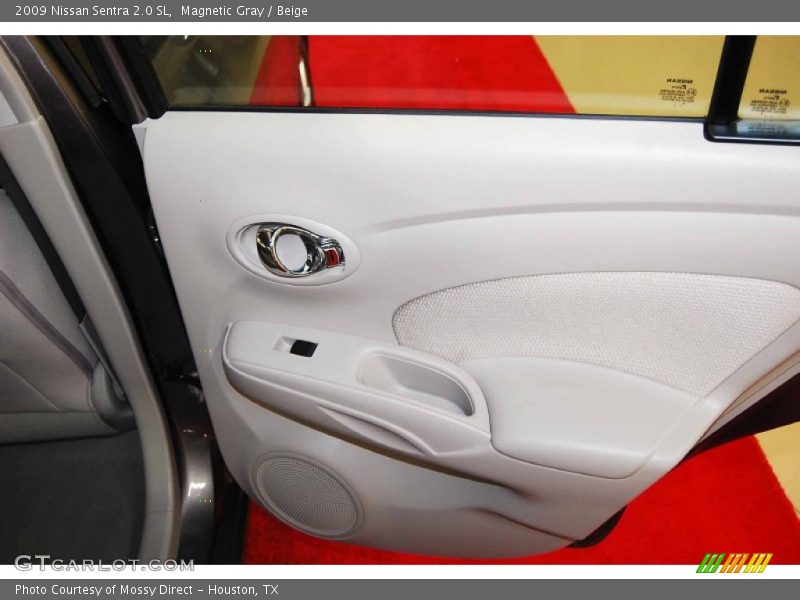 Magnetic Gray / Beige 2009 Nissan Sentra 2.0 SL