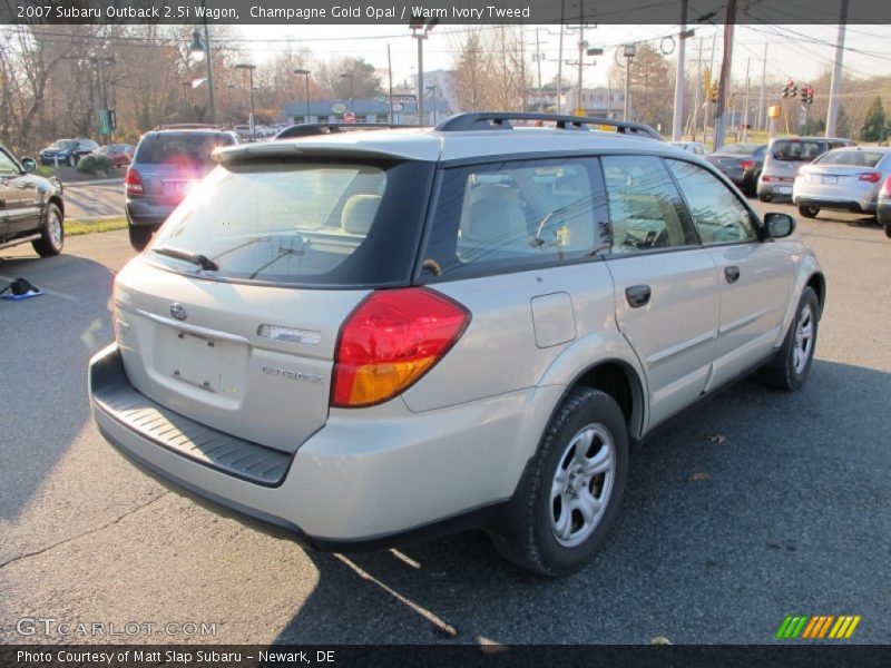 Champagne Gold Opal / Warm Ivory Tweed 2007 Subaru Outback 2.5i Wagon