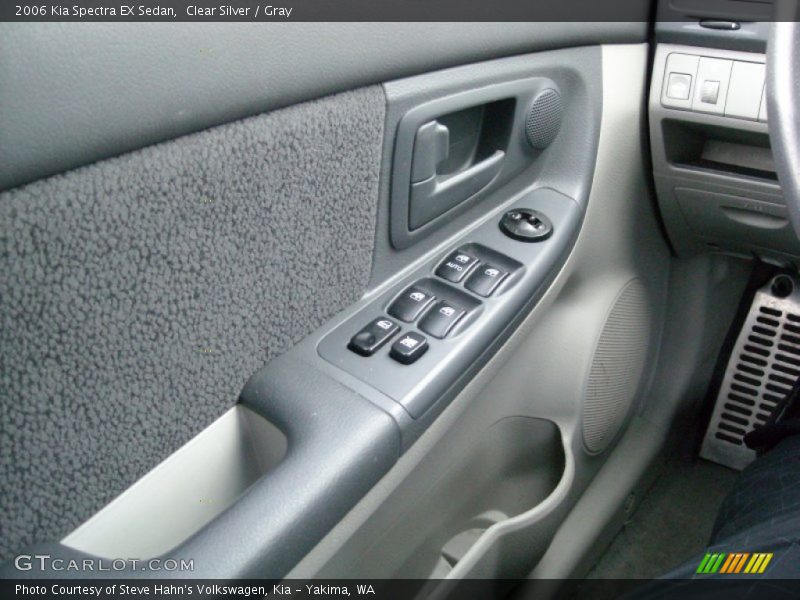 Clear Silver / Gray 2006 Kia Spectra EX Sedan