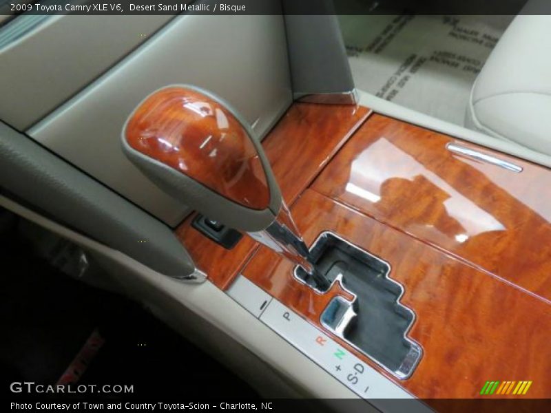 Desert Sand Metallic / Bisque 2009 Toyota Camry XLE V6