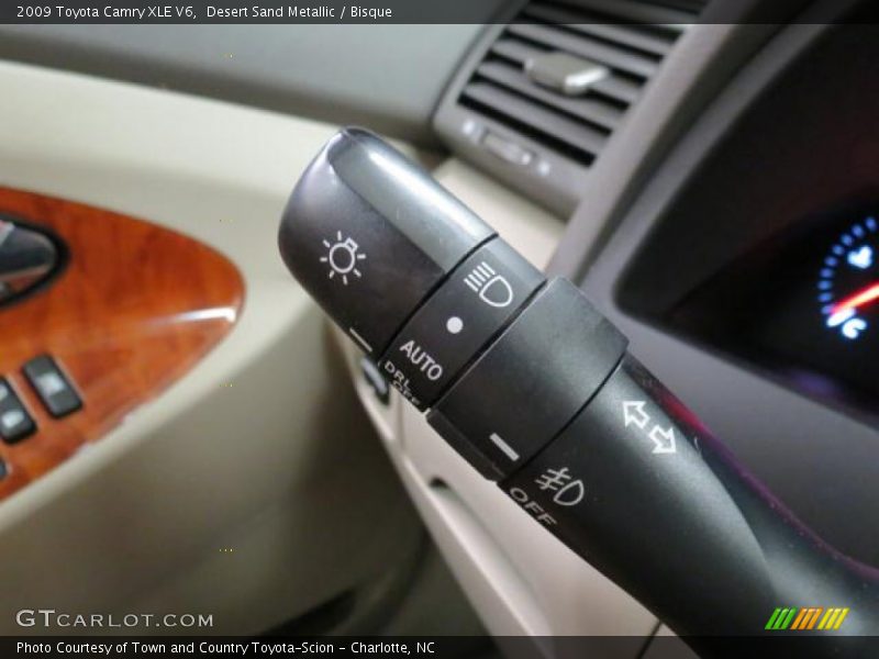 Desert Sand Metallic / Bisque 2009 Toyota Camry XLE V6