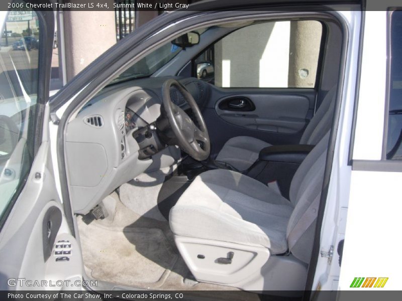 Summit White / Light Gray 2006 Chevrolet TrailBlazer LS 4x4