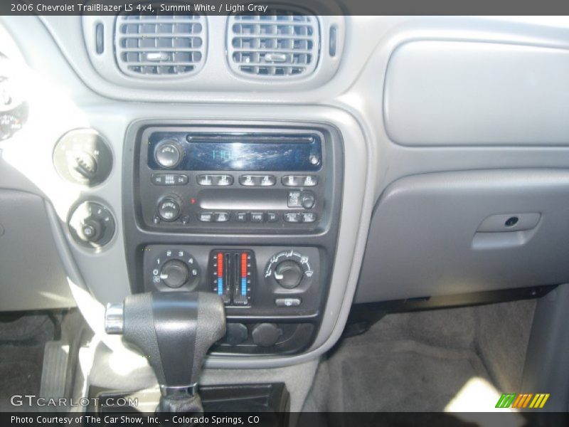 Summit White / Light Gray 2006 Chevrolet TrailBlazer LS 4x4