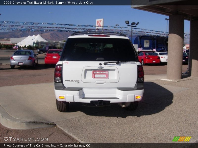 Summit White / Light Gray 2006 Chevrolet TrailBlazer LS 4x4
