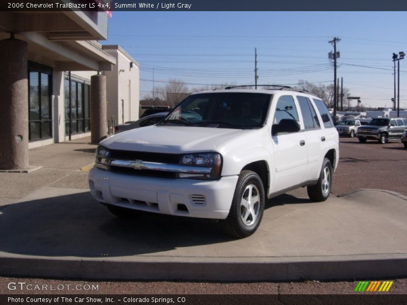 Summit White / Light Gray 2006 Chevrolet TrailBlazer LS 4x4