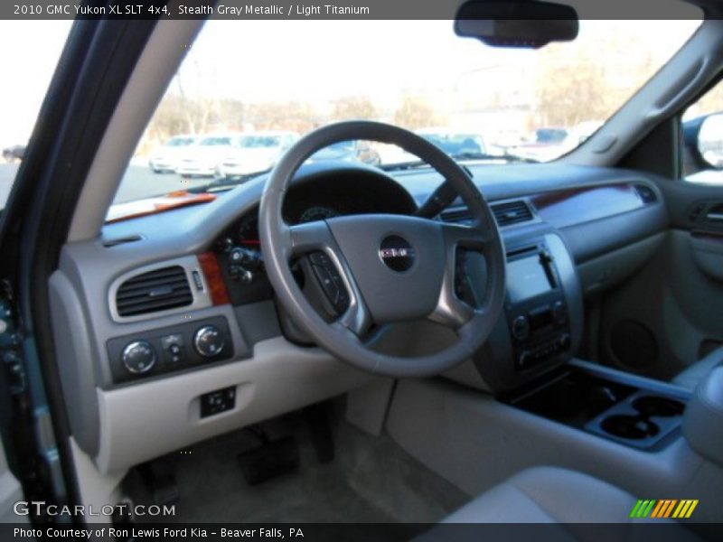 Stealth Gray Metallic / Light Titanium 2010 GMC Yukon XL SLT 4x4
