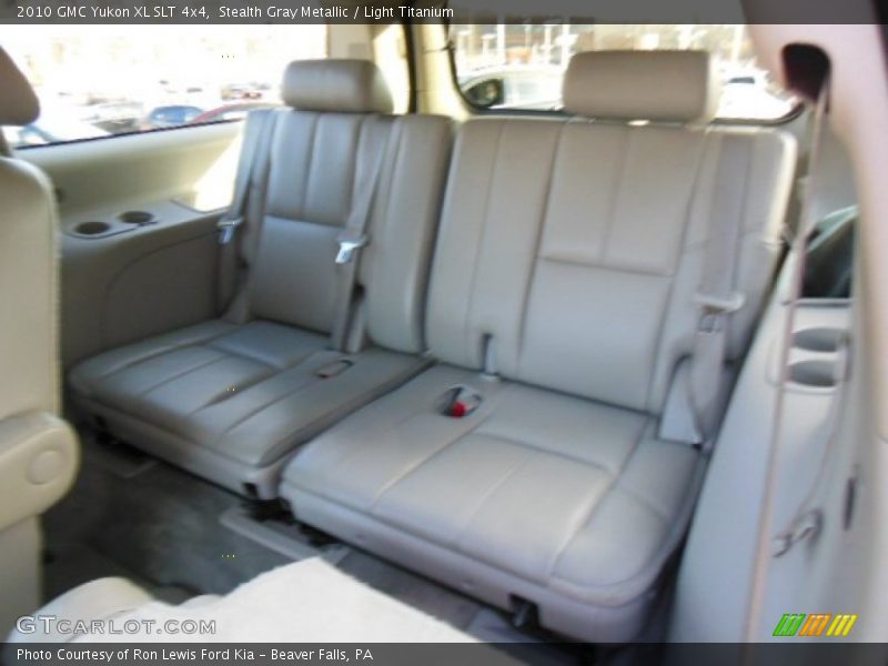 Stealth Gray Metallic / Light Titanium 2010 GMC Yukon XL SLT 4x4