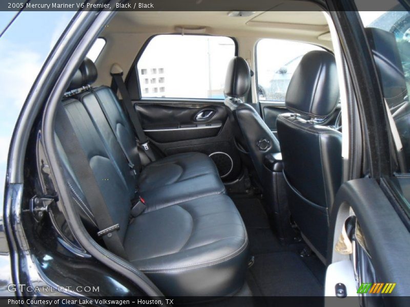 Rear Seat of 2005 Mariner V6 Premier