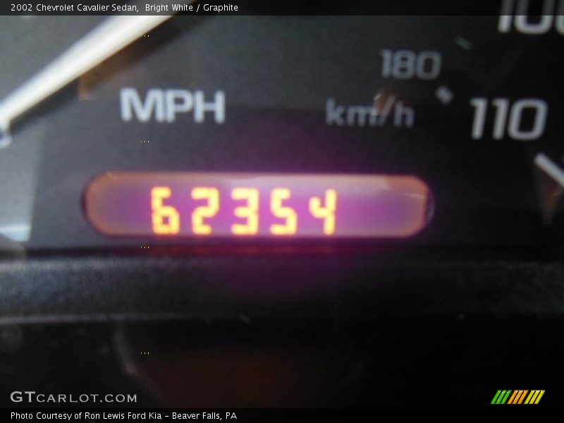 Bright White / Graphite 2002 Chevrolet Cavalier Sedan