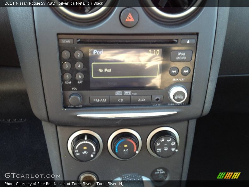 Silver Ice Metallic / Black 2011 Nissan Rogue SV AWD