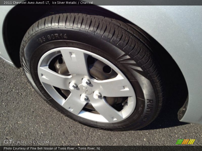 Ice Silver Metallic / Charcoal 2011 Chevrolet Aveo Aveo5 LT