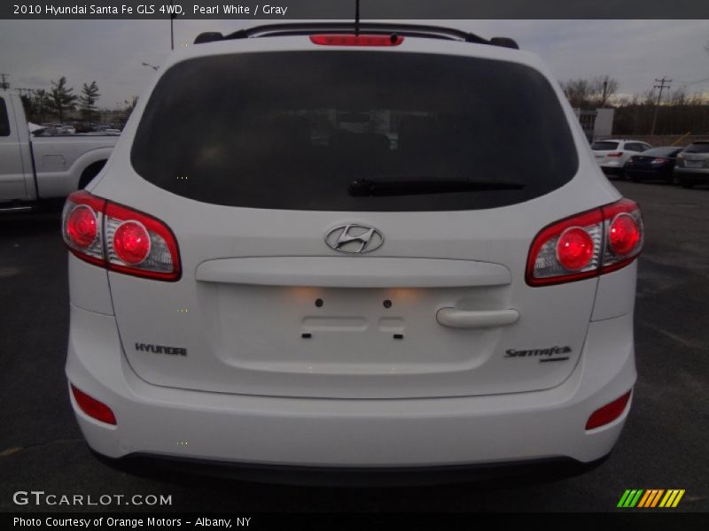 Pearl White / Gray 2010 Hyundai Santa Fe GLS 4WD