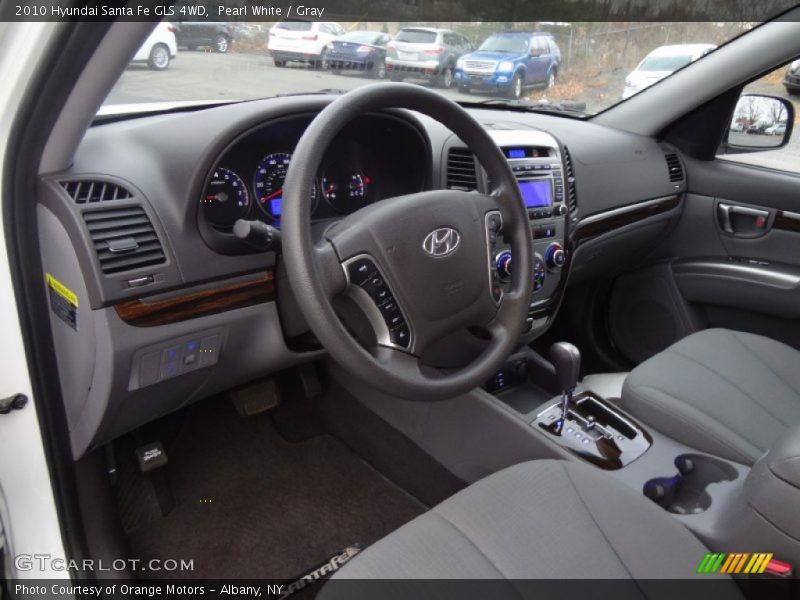 Gray Interior - 2010 Santa Fe GLS 4WD 
