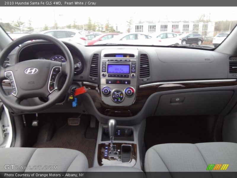 Dashboard of 2010 Santa Fe GLS 4WD
