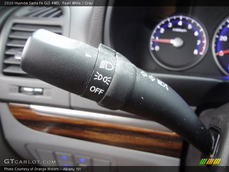 Controls of 2010 Santa Fe GLS 4WD