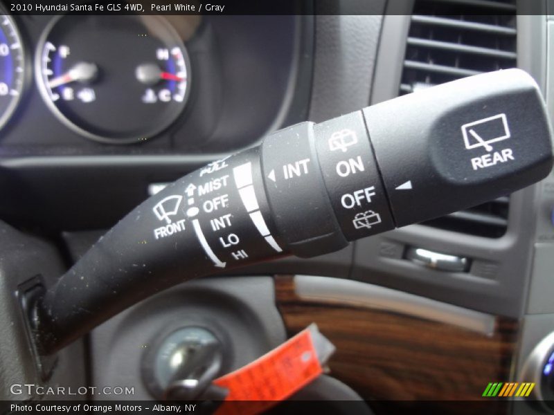 Controls of 2010 Santa Fe GLS 4WD