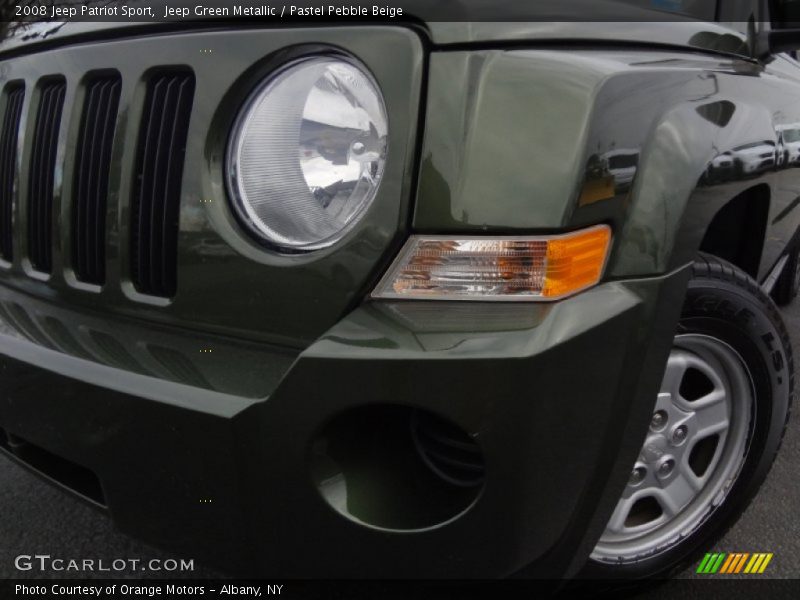 Jeep Green Metallic / Pastel Pebble Beige 2008 Jeep Patriot Sport