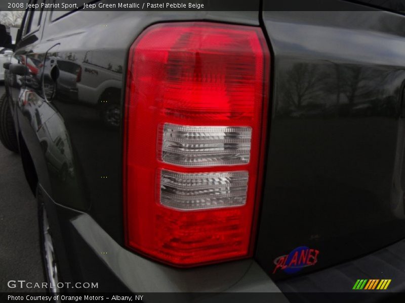 Jeep Green Metallic / Pastel Pebble Beige 2008 Jeep Patriot Sport