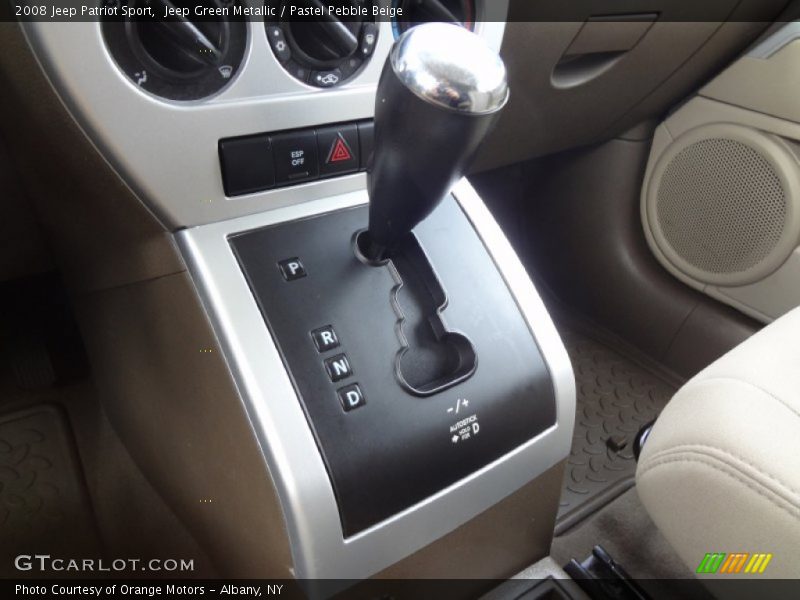 Jeep Green Metallic / Pastel Pebble Beige 2008 Jeep Patriot Sport
