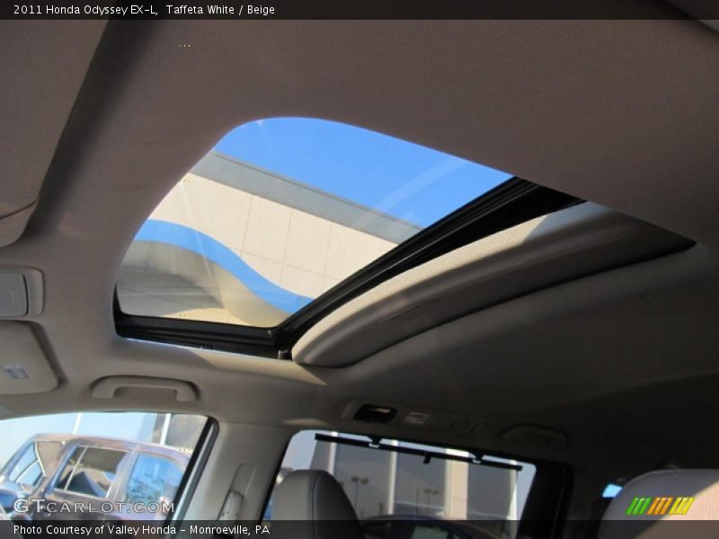 Taffeta White / Beige 2011 Honda Odyssey EX-L