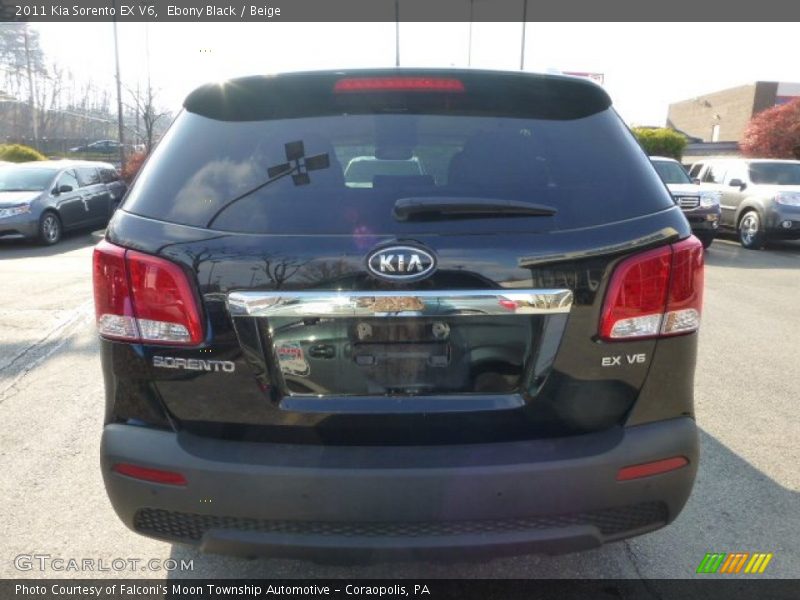Ebony Black / Beige 2011 Kia Sorento EX V6
