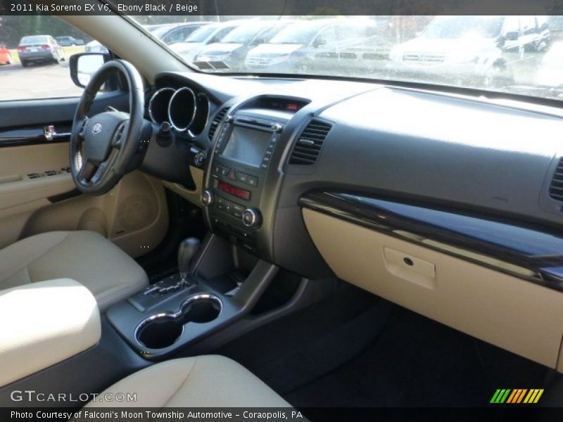 Ebony Black / Beige 2011 Kia Sorento EX V6