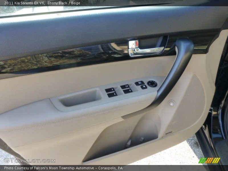 Ebony Black / Beige 2011 Kia Sorento EX V6
