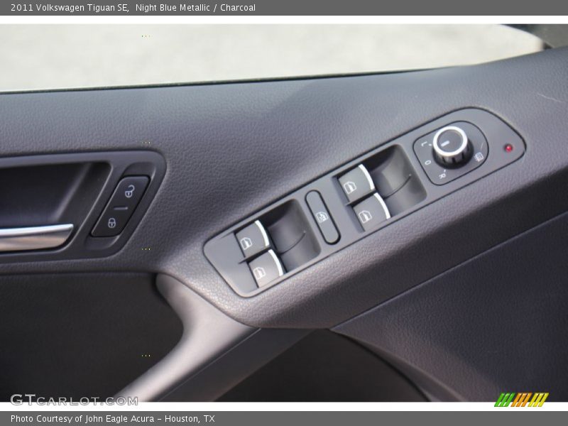 Night Blue Metallic / Charcoal 2011 Volkswagen Tiguan SE