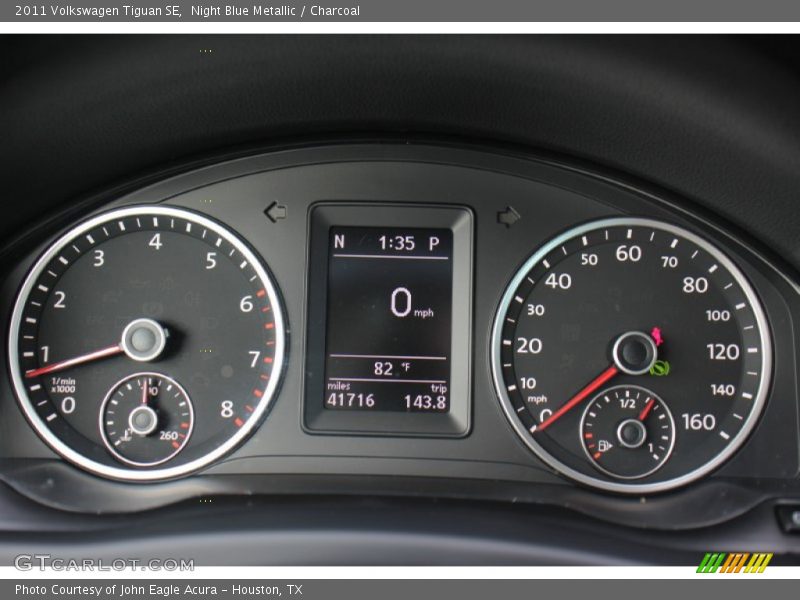 Night Blue Metallic / Charcoal 2011 Volkswagen Tiguan SE