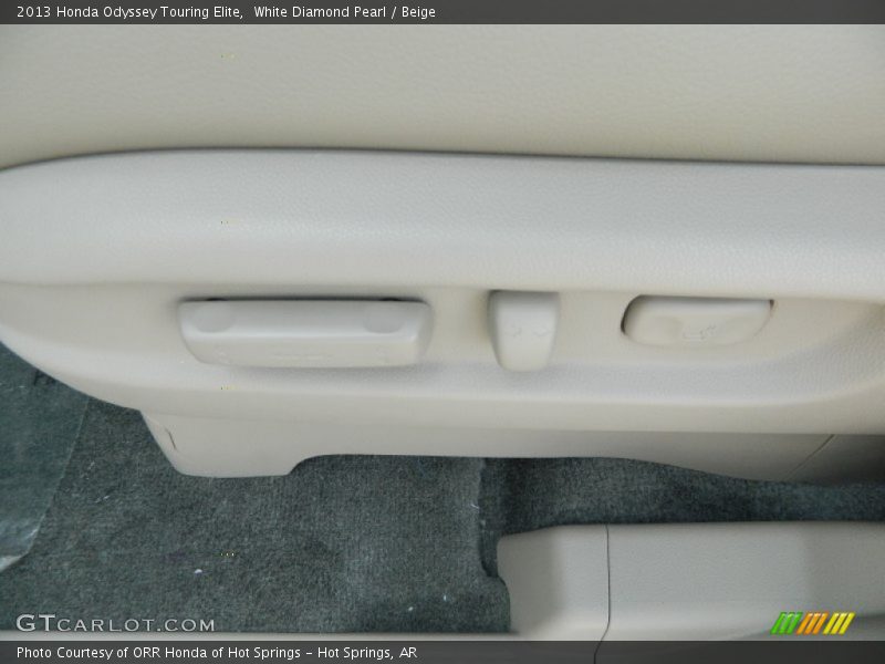 White Diamond Pearl / Beige 2013 Honda Odyssey Touring Elite
