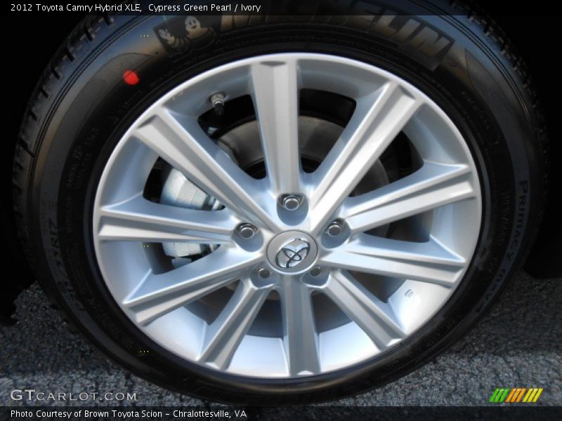 Cypress Green Pearl / Ivory 2012 Toyota Camry Hybrid XLE