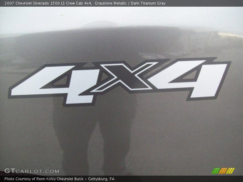 Graystone Metallic / Dark Titanium Gray 2007 Chevrolet Silverado 1500 LS Crew Cab 4x4