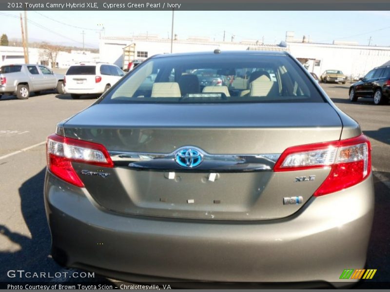 Cypress Green Pearl / Ivory 2012 Toyota Camry Hybrid XLE