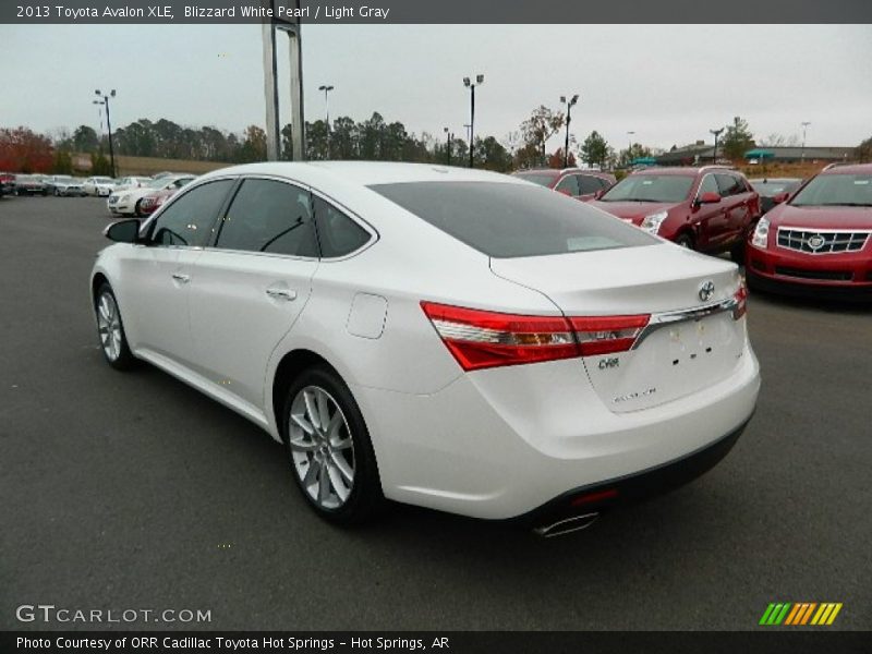 Blizzard White Pearl / Light Gray 2013 Toyota Avalon XLE