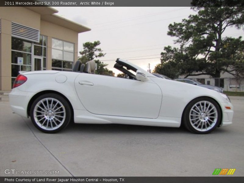 Arctic White / Beige 2011 Mercedes-Benz SLK 300 Roadster