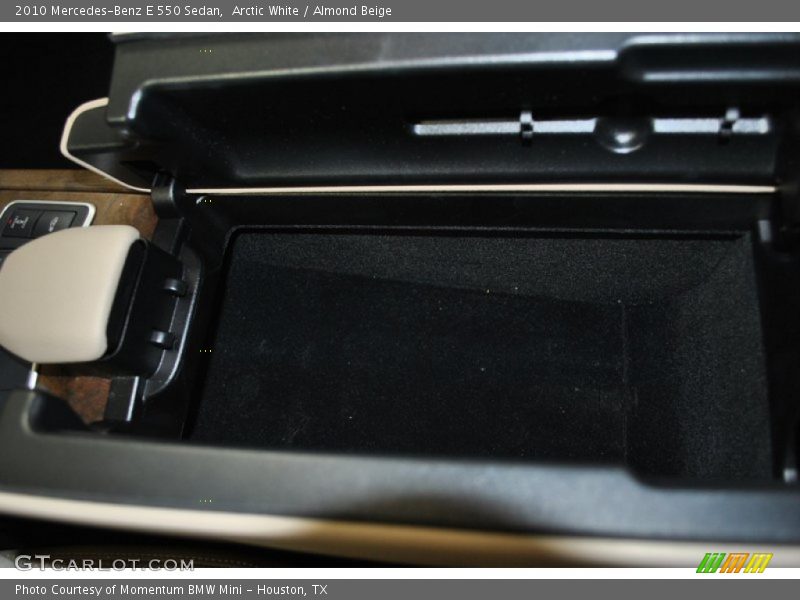 Arctic White / Almond Beige 2010 Mercedes-Benz E 550 Sedan